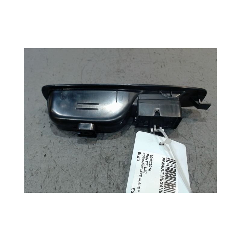 COMMANDE LEVE-GLACE PORTE ARD RENAULT MEGANE