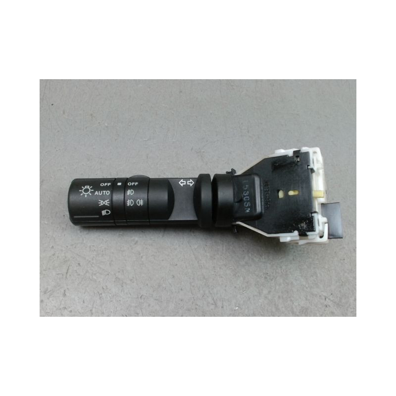 COMMANDE ECLAIRAGE NISSAN QASHQAI