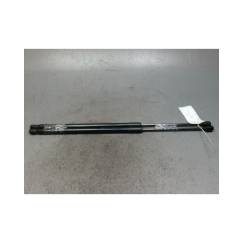VERIN HAYON D B.M.W. SERIE 1