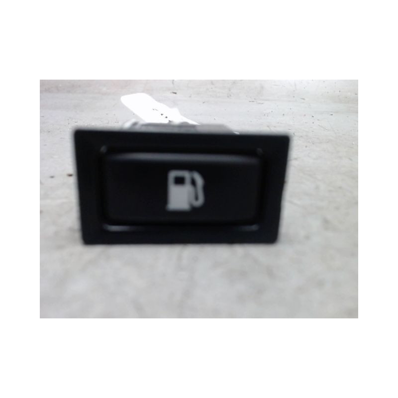 ACTIONNEUR TRAPPE CARBURANT TOYOTA AVENSIS 2003-