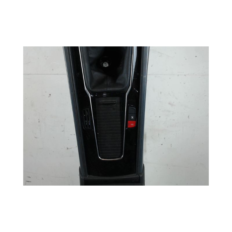 CONSOLE CENTRALE PEUGEOT 508