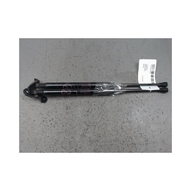 VERIN HAYON G TOYOTA AURIS