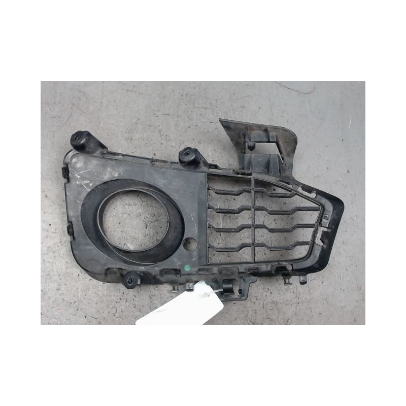 GRILLE VENTILATION PARE-CHOC AVD B.M.W. SERIE 4