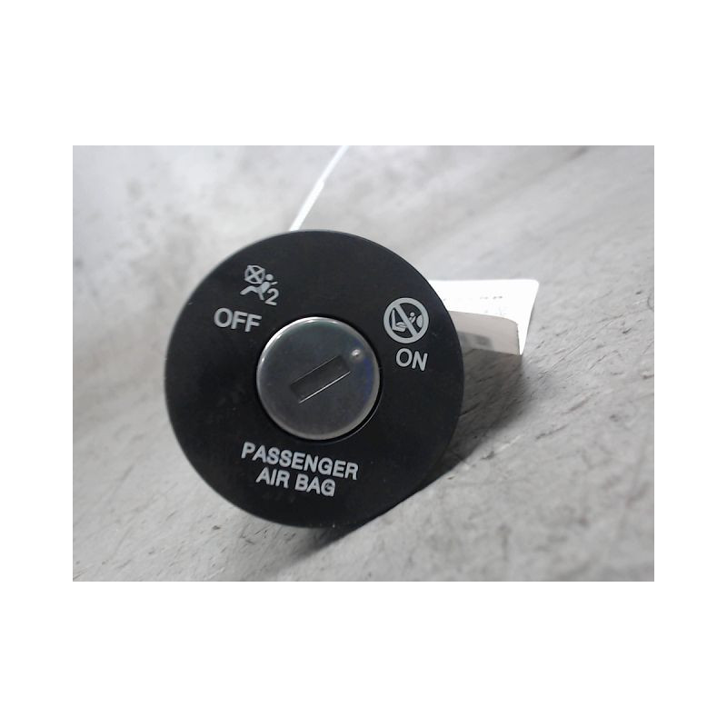 COMMANDE COMMUTATEUR AIRBAG PASSAGER KIA PICANTO