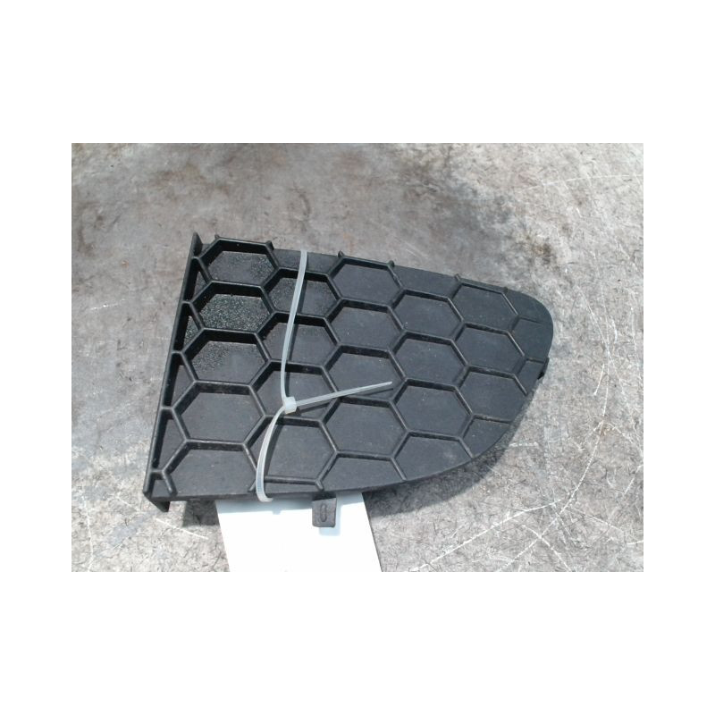 OBTURATEUR PHARE ADDITIONNEL PARE-CHOC AVG FIAT GRANDE PUNTO 2005-