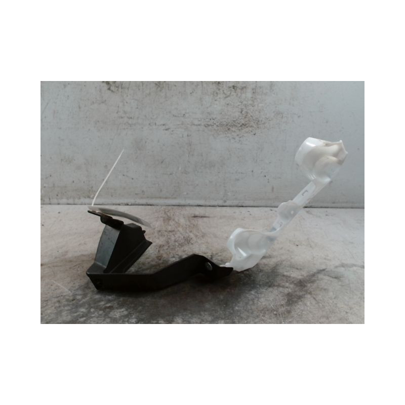 SUPPORT PARE-CHOC ARG RENAULT MEGANE