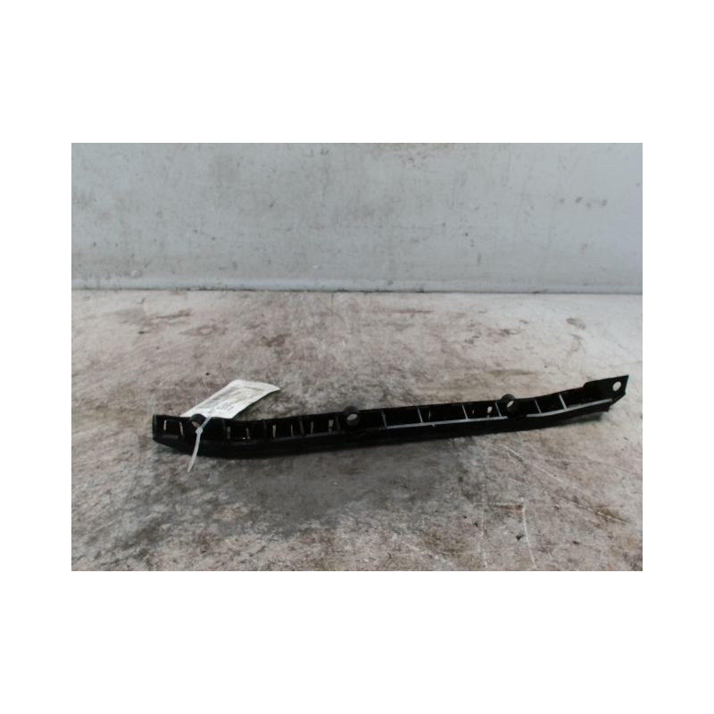 SUPPORT PARE-CHOC ARD MERCEDES CLASSE C BREAK 2004-