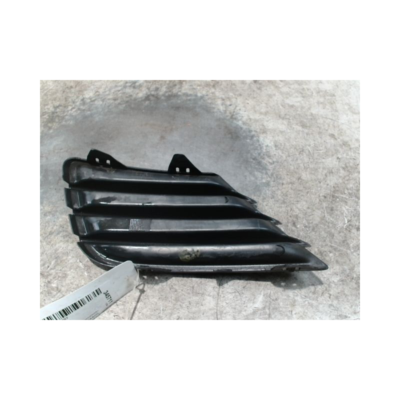 OBTURATEUR PHARE ADDITIONNEL PARE-CHOC AVG PEUGEOT 207 3P