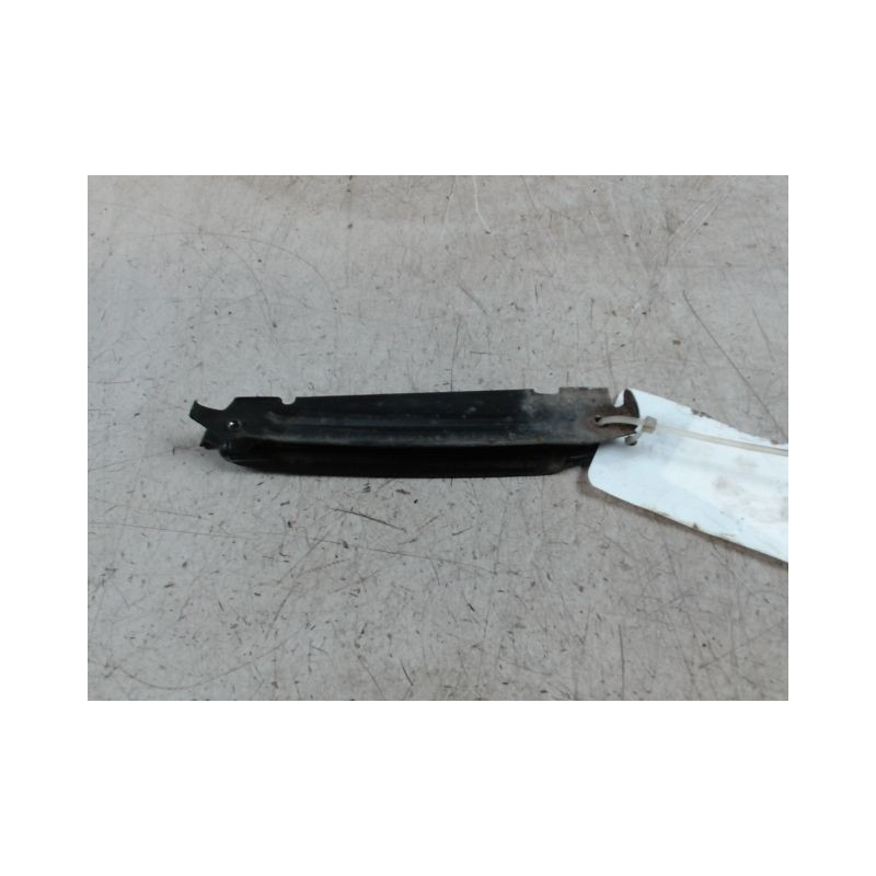 SUPPORT PARE-CHOC AVG MERCEDES CLASSE B 05-08