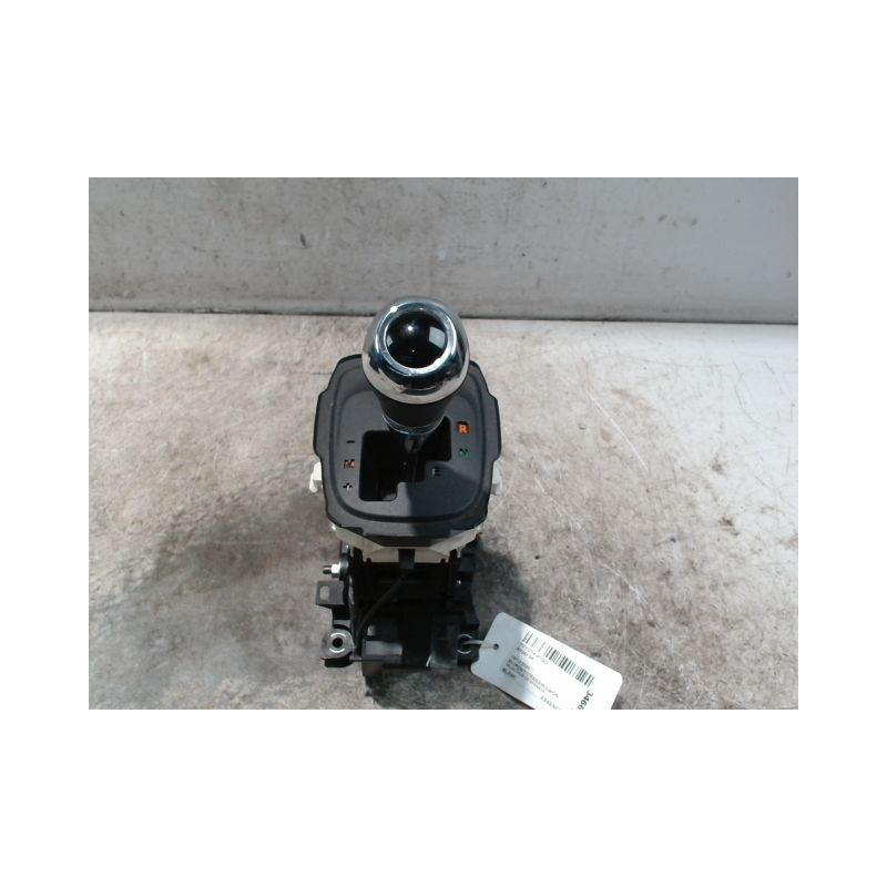 SELECTEUR DE VITESSE TOYOTA AYGO 5P 1.0 VVTi 