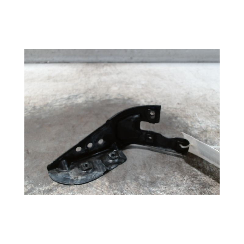 SUPPORT PARE-CHOC AVD MERCEDES CLASSE C COUPE SPORT 2004-