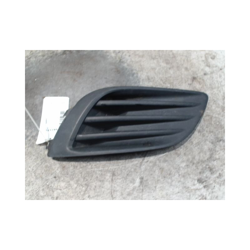 OBTURATEUR PHARE ADDITIONNEL PARE-CHOC AVG SUZUKI SWIFT