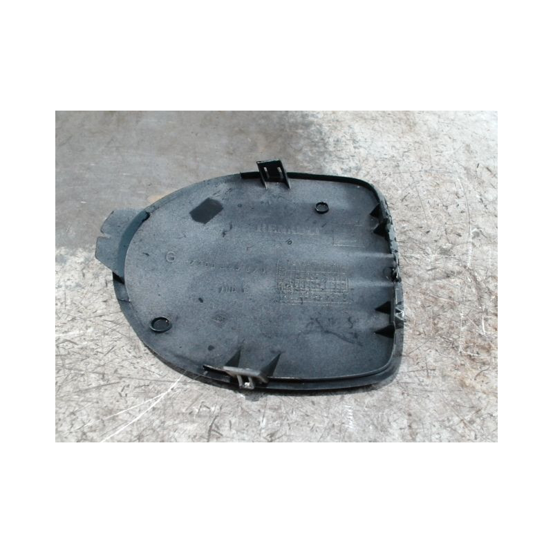 OBTURATEUR PHARE ADDITIONNEL PARE-CHOC AVG RENAULT CLIO II PH.1 98-2001