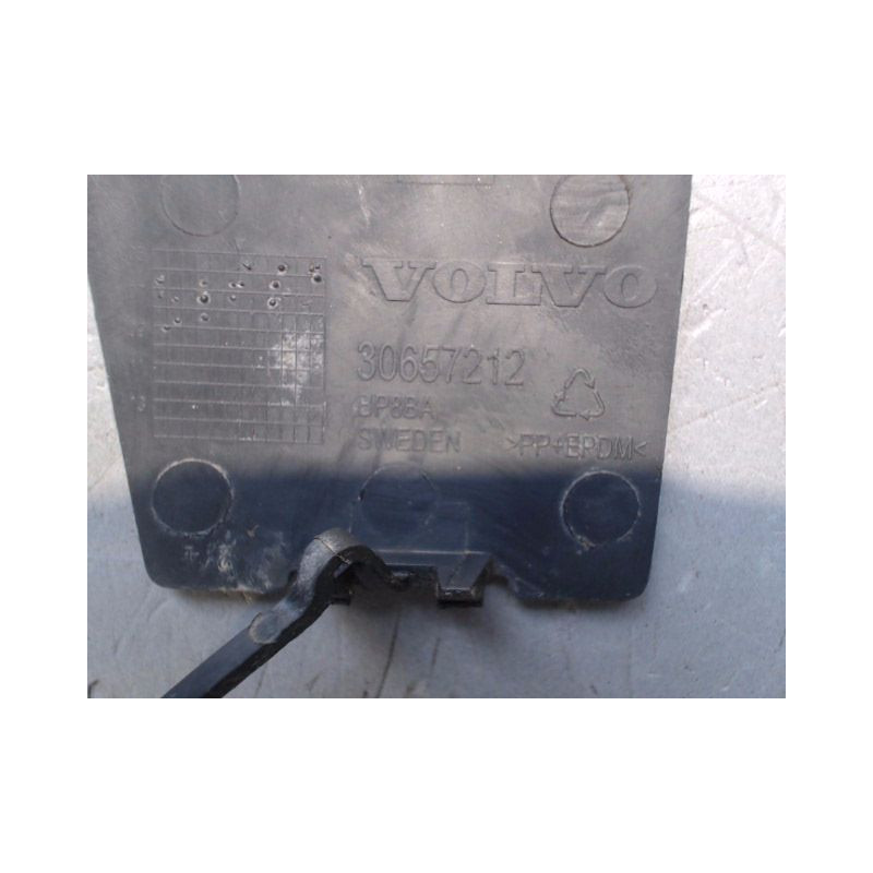 OBTURATEUR COUVRE CROCHET DE BOUCLIER AR VOLVO C30