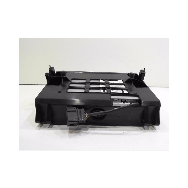 CHARGEUR CD VOLKSWAGEN PASSAT