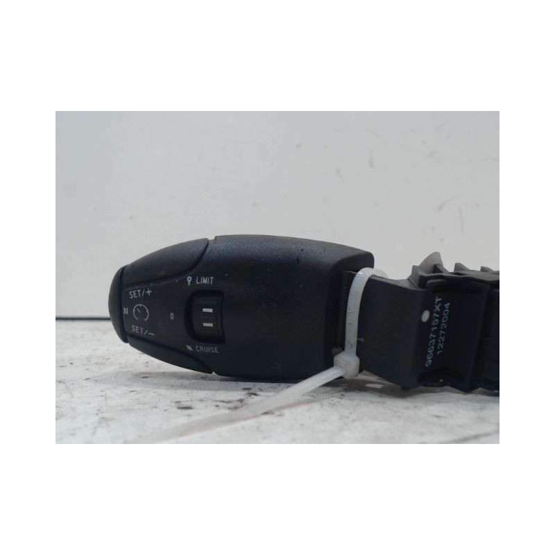COMMANDE REGULATEUR/LIMITATEUR VITESSE PEUGEOT 208