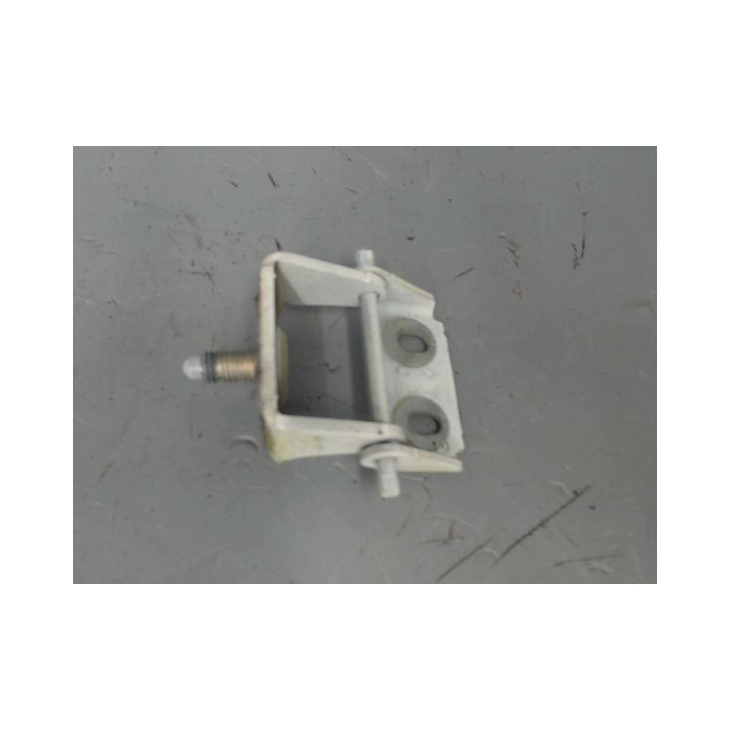 CHARNIERE HAYON D FORD FIESTA