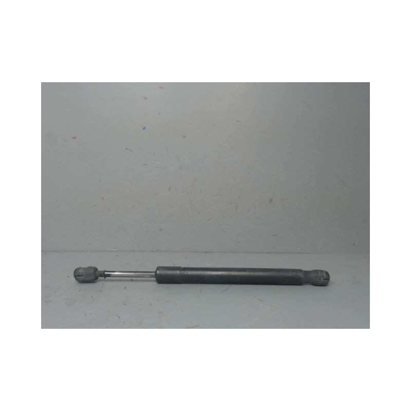 VERIN COFFRE G AUDI A4