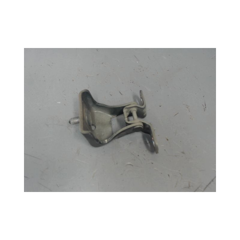 CHARNIERE HAYON G PEUGEOT 5008