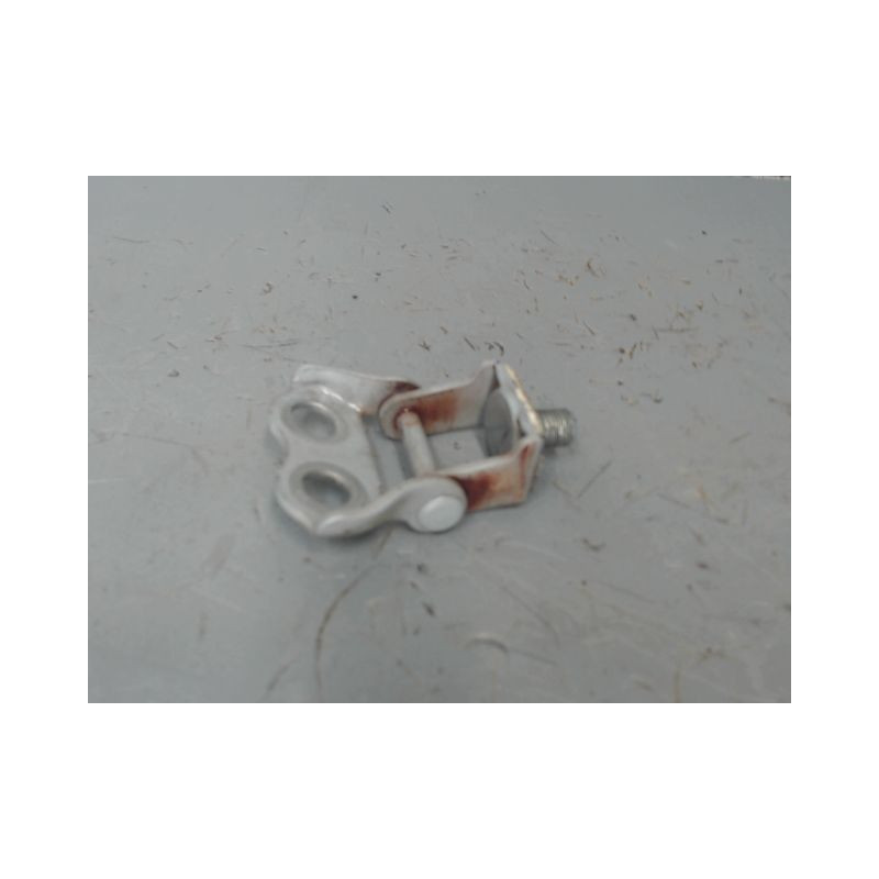 CHARNIERE HAYON D TOYOTA YARIS