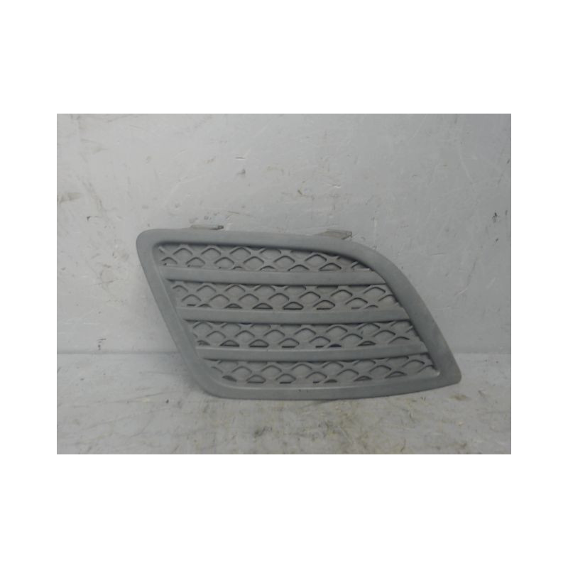 GRILLE VENTILATION PARE-CHOC AVD FORD FIESTA