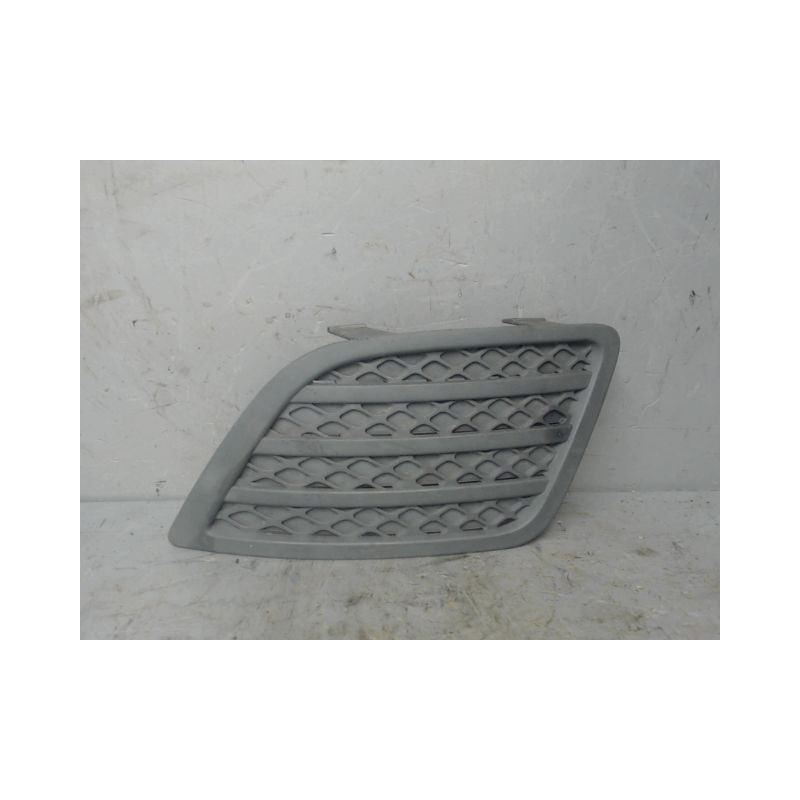 GRILLE VENTILATION PARE-CHOC AVG FORD FIESTA