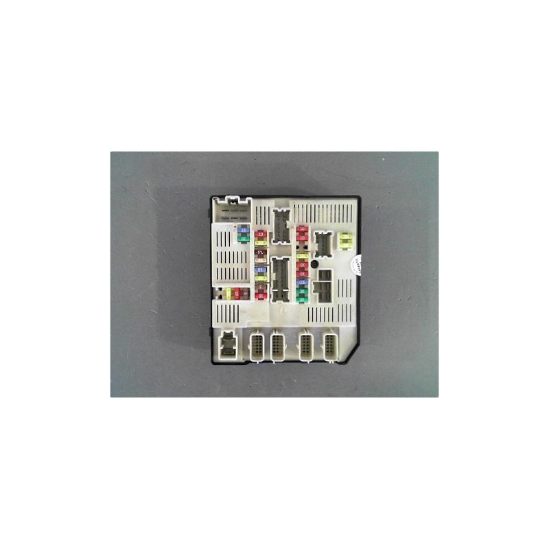 BOITE A FUSIBLES RENAULT MEGANE III PH3 13-17