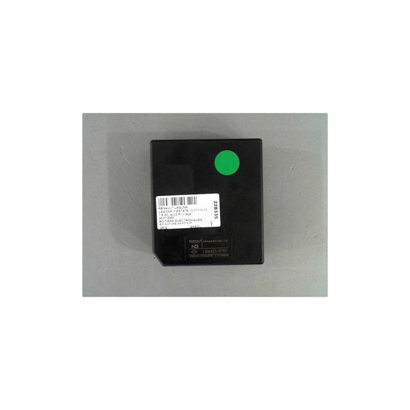 BOITE A FUSIBLES RENAULT LAGUNA III ESTATE 07-10