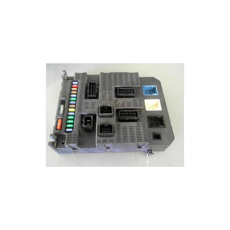 BOITIER GESTION HABITACLE PEUGEOT 308 SW 08-11