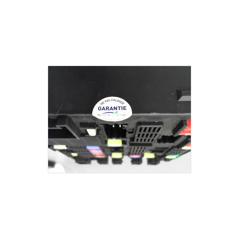 BOITE A FUSIBLES RENAULT SCENIC III 09-2011