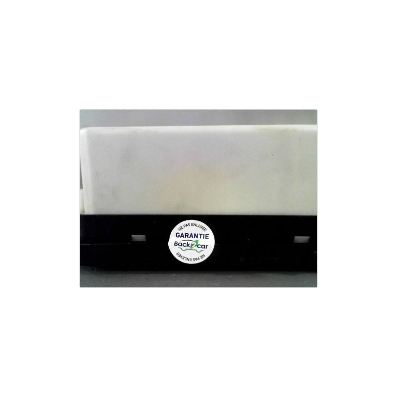 BOITE A FUSIBLES RENAULT MEGANE II PH2 06-09