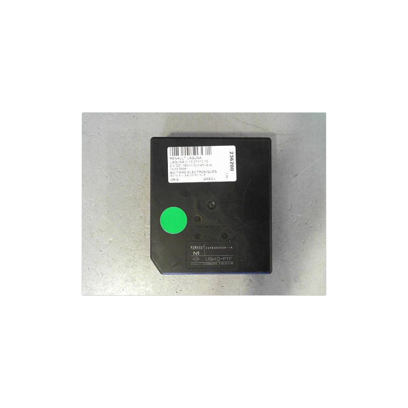 BOITE A FUSIBLES RENAULT LAGUNA III 07-10