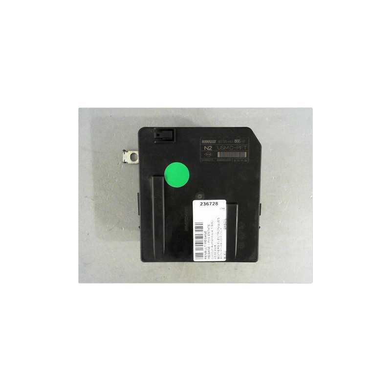 BOITE A FUSIBLES RENAULT MEGANE II PH2 ESTATE 06-09