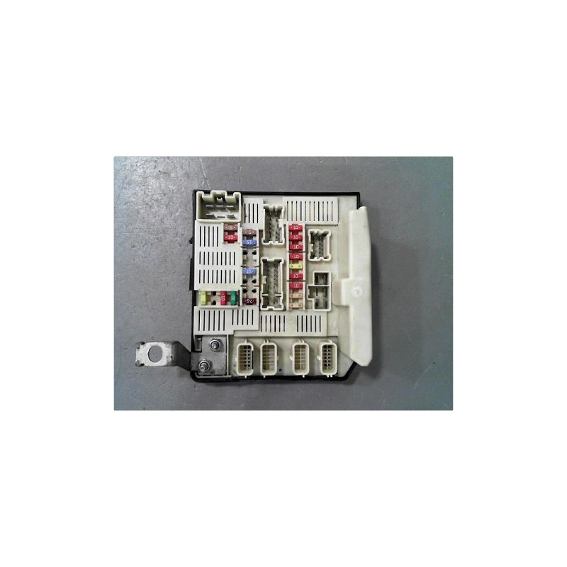 BOITE A FUSIBLES RENAULT SCENIC II PH.2 06-09