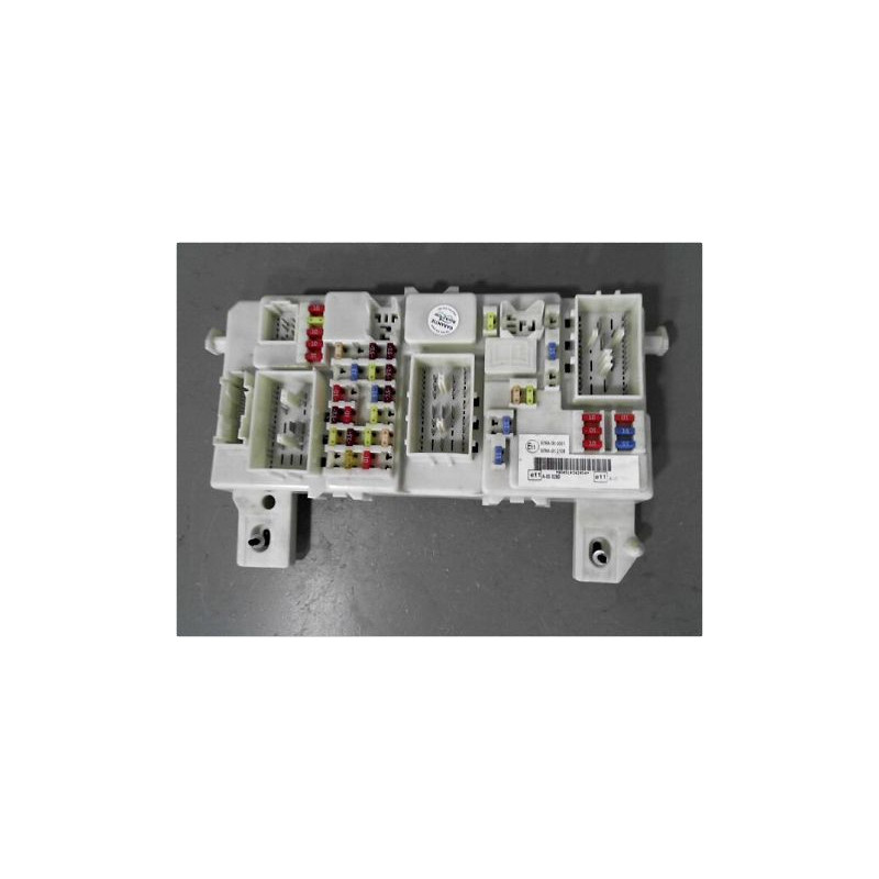 BOITIER GESTION HABITACLE FORD FOCUS II 08-10