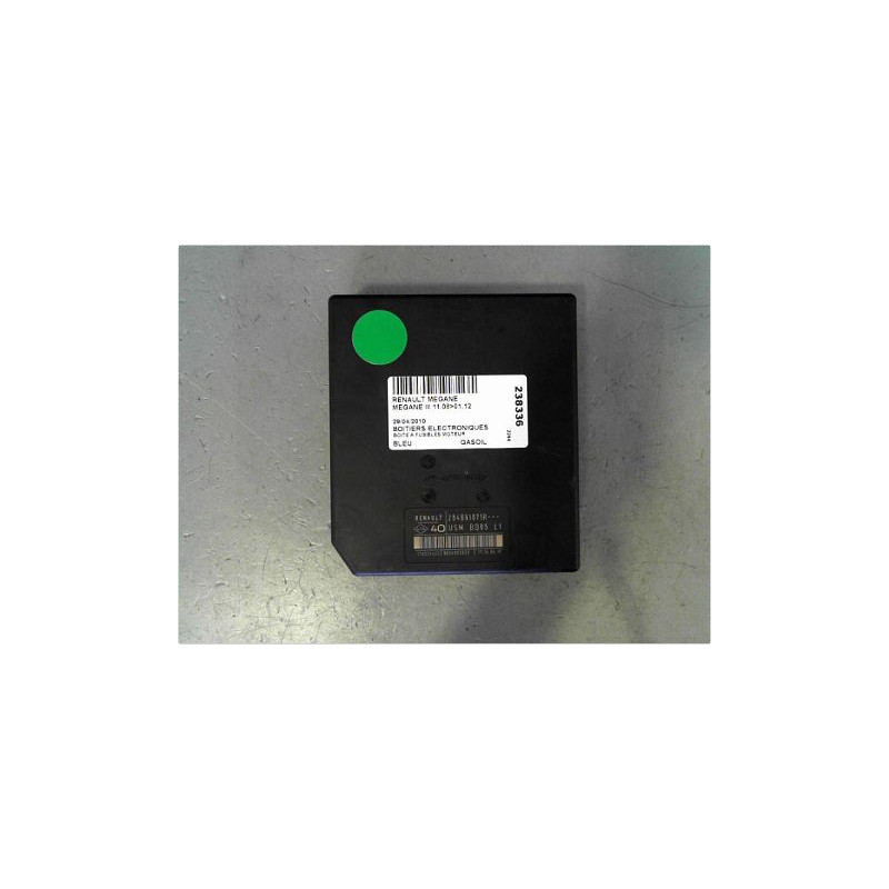 BOITE A FUSIBLES RENAULT MEGANE III 08-12