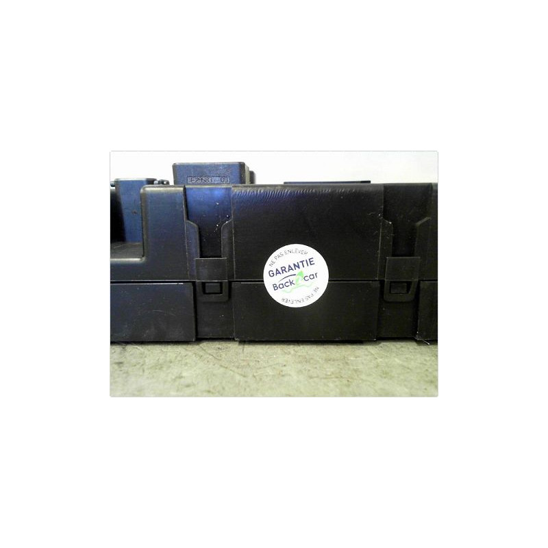 BOITIER GESTION HABITACLE PEUGEOT 207 5P