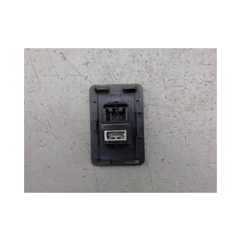 PORT USB/AUX NISSAN NOTE