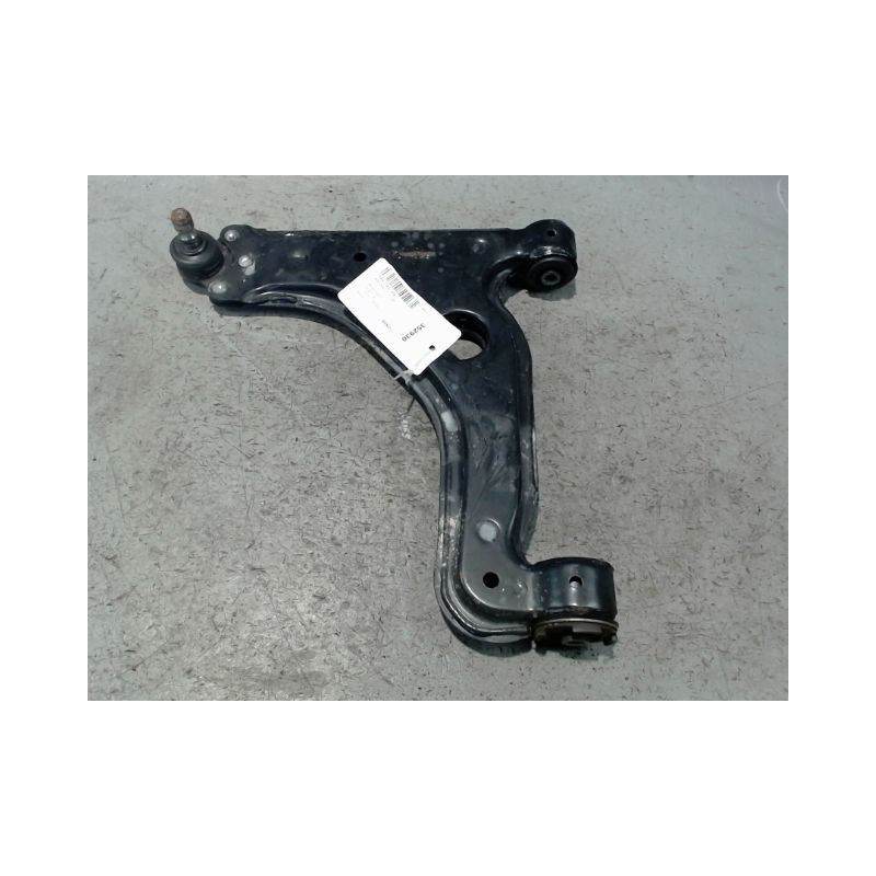 TRIANGLE INFERIEUR AVANT GAUCHE OPEL ASTRA GTC 3P