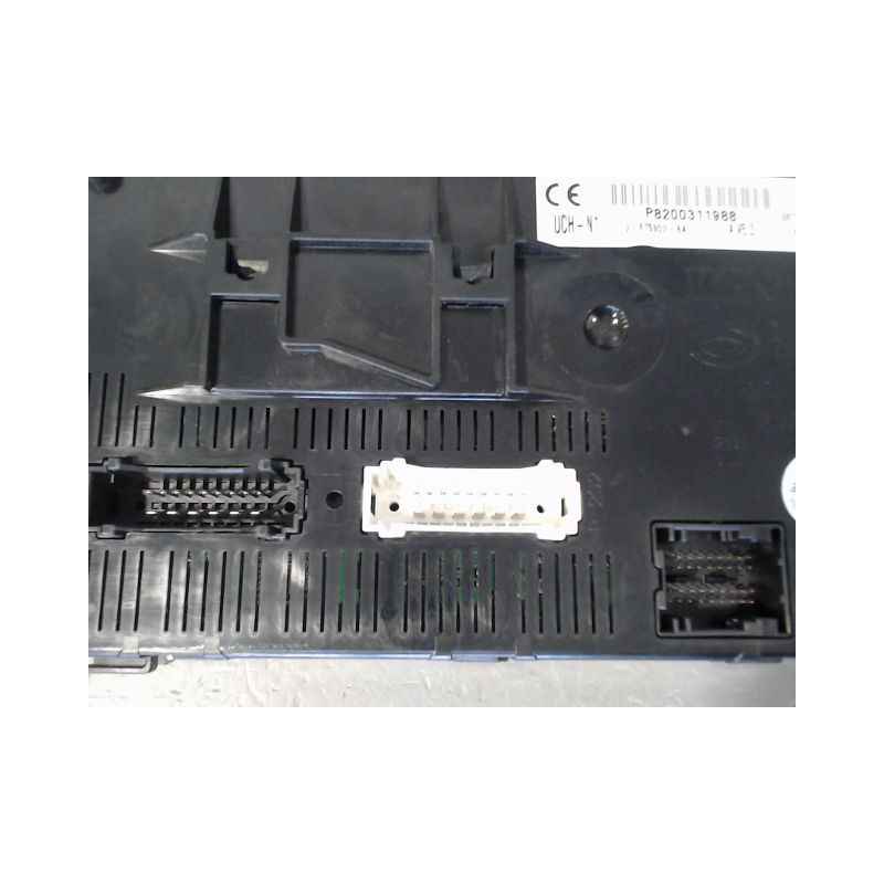 BOITIER GESTION HABITACLE RENAULT CLIO