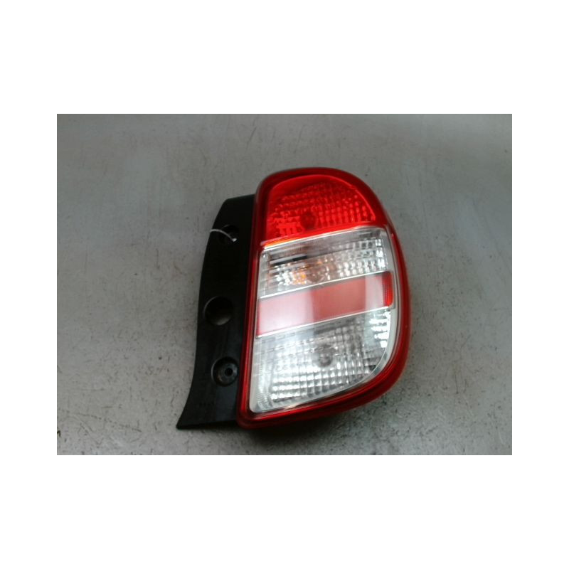 FEU ARRIERE DROIT NISSAN MICRA 2009-