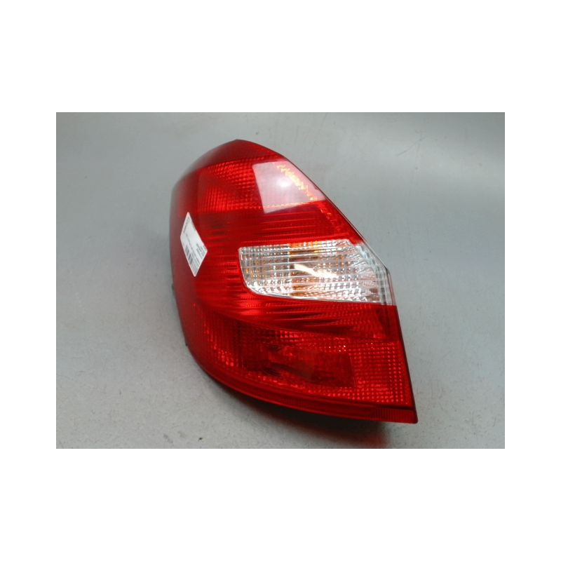 FEU ARRIERE GAUCHE  SKODA FABIA II Phase 1 (54) 2007-2010