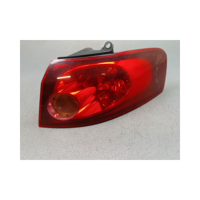 FEU ARRIERE DROIT FIAT CROMA 2005-