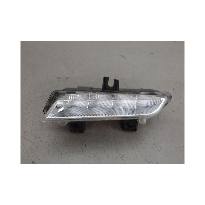 FEUX POSITION GAUCHE RENAULT CLIO