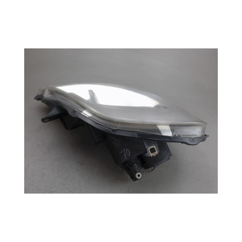 PHARE DROIT RENAULT TRAFIC