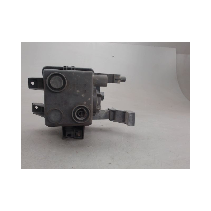 PHARE ANTIBROUILLARD AVANT DROIT OPEL ZAFIRA