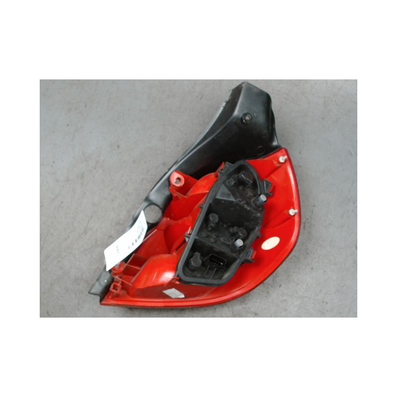FEU ARRIERE GAUCHE  RENAULT CLIO III 2005-