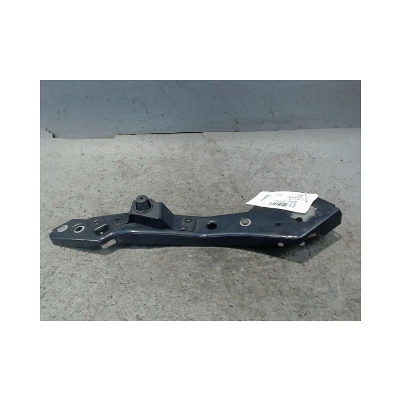 SUPPORT PHARE DROIT RENAULT MEGANE III 2008-
