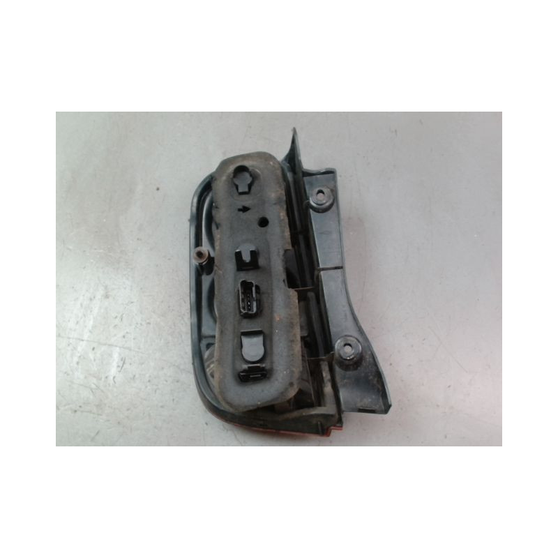 FEU ARRIERE DROIT NISSAN MICRA III Phase 1 2003-2005