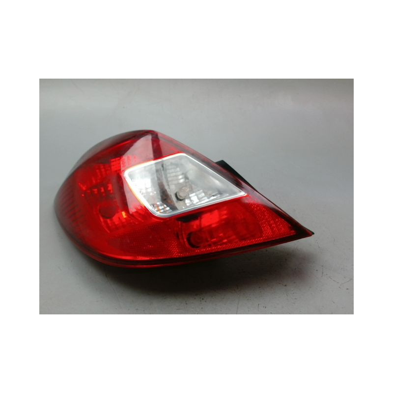 FEU ARRIERE GAUCHE  OPEL CORSA IV Phase 1 (D) 2006-2010